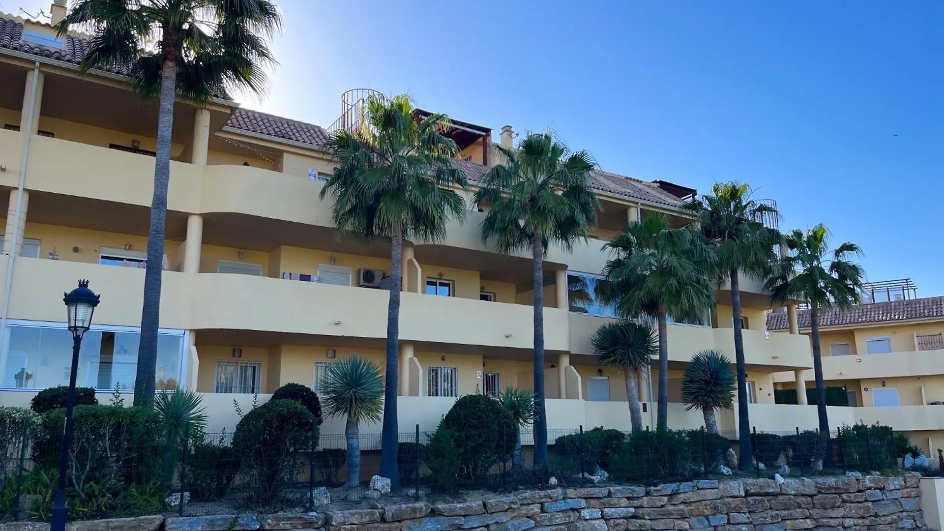 Penthouse Alboran Hills Apartment Manilva Spain